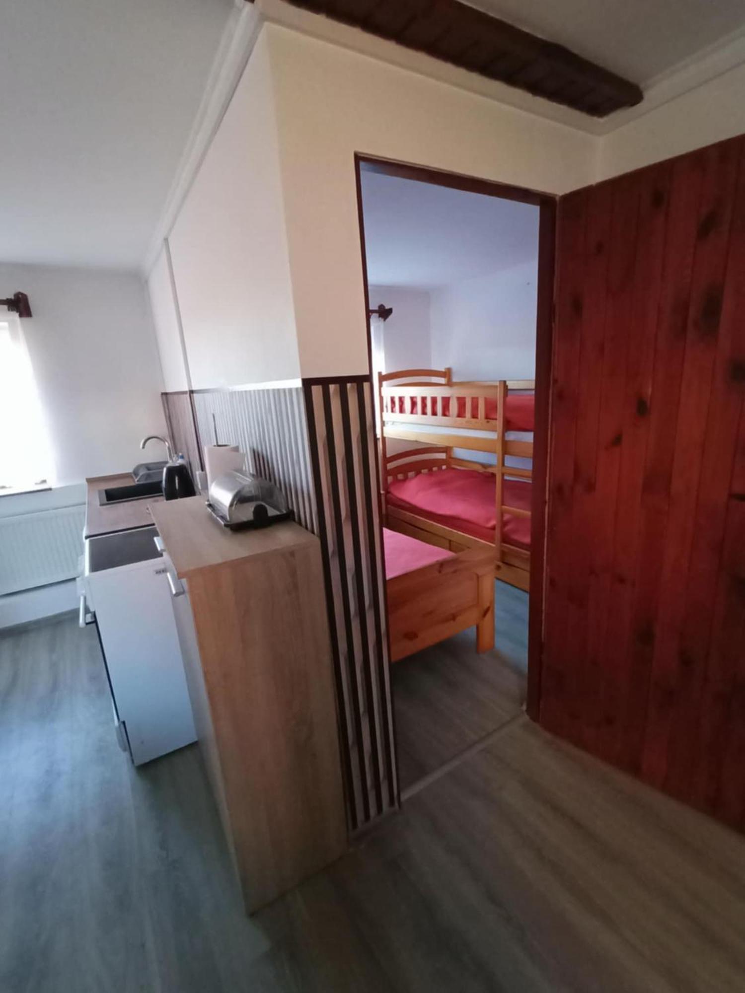 Malinowy Gaj - Agroturystyka Z Alpakami I Innymi Zwierzetami Swietajno (Szczytno) Exterior foto